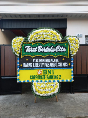 Papan Bunga Duka di Simeulue Timur