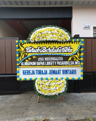 Papan Bunga Duka di Simeulue Timur