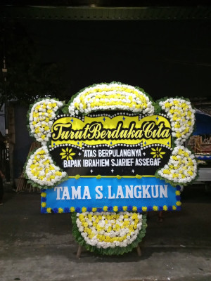 Papan Bunga Duka di Simeulue Timur